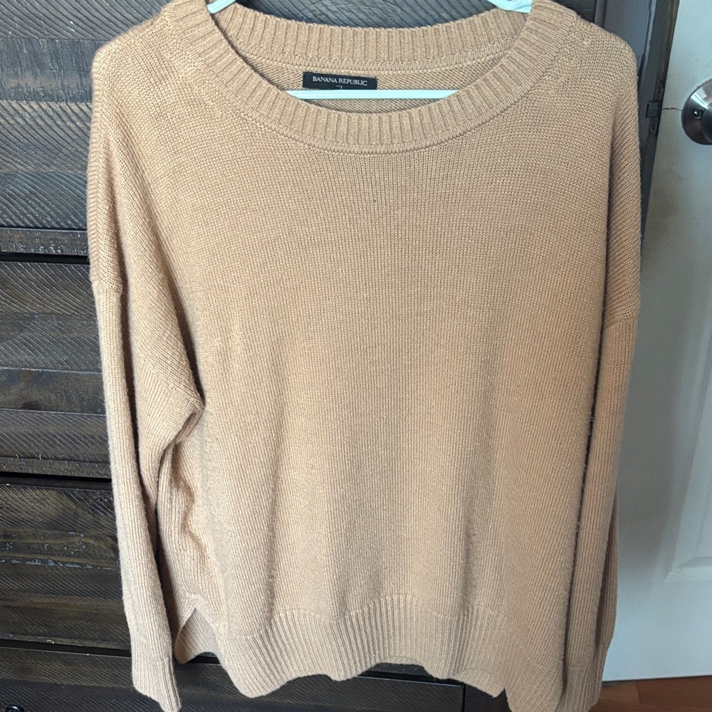 Banana Republic Women's Camel Crewneck Sweater